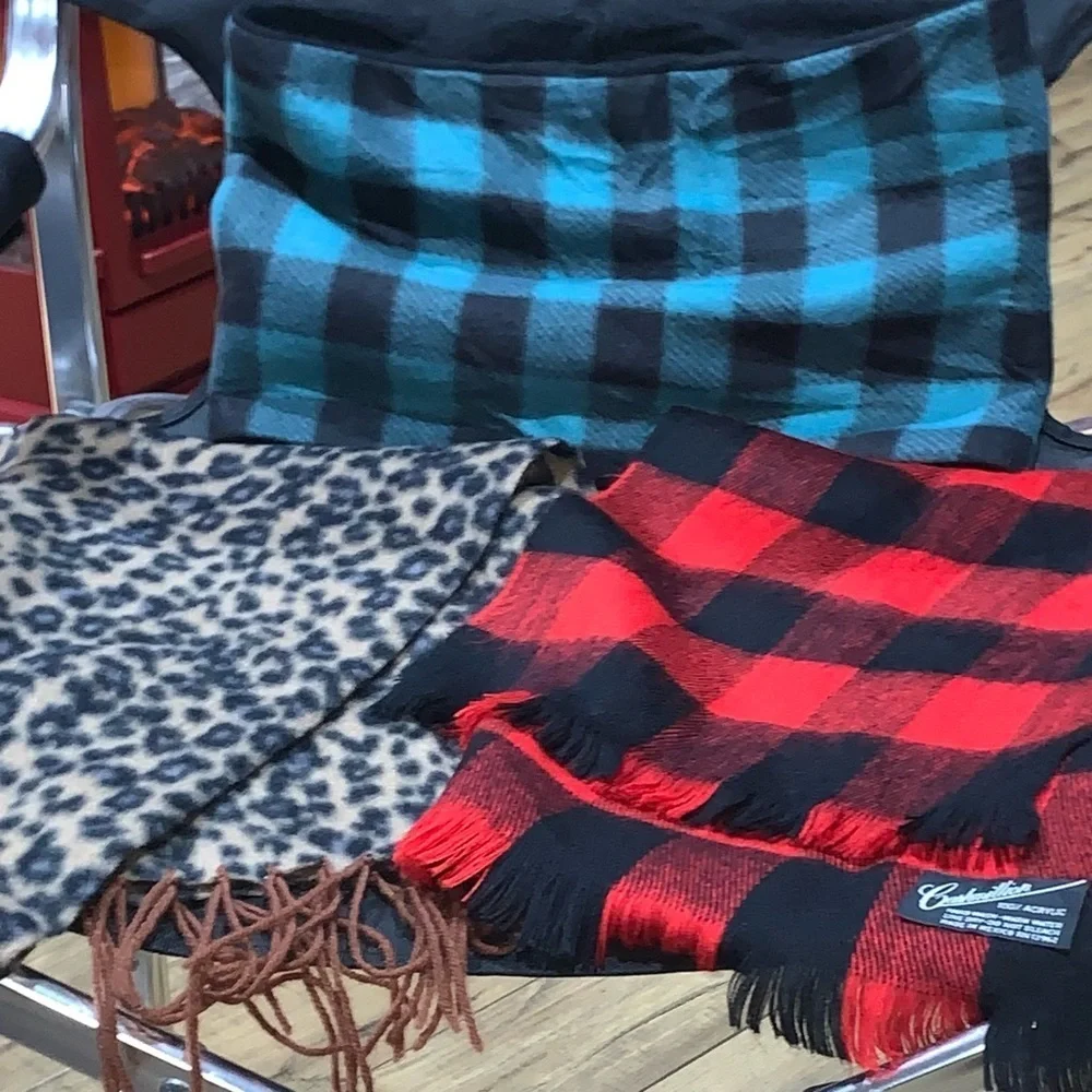 N/A scarves green